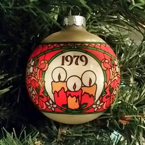 Hallmark 1979 The Light of Christmas Ornament